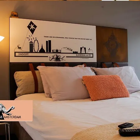 Paradise Amsterdam Of 80 M2 With Private Pool - Inclusive, Breakfast, Parking, Use Of Bikes, Tourist Tax And Much Zandvoort
