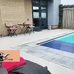 Paradise Amsterdam Of 80 M2 With Private Pool - Inclusive, Breakfast, Parking, Use Of Bikes, Tourist Tax And Much Apartment *